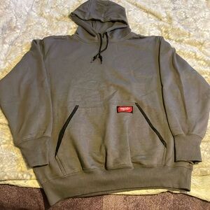 Milwaukee Men’s Sweatshirt 
Dark Gray
No holes, No Stains